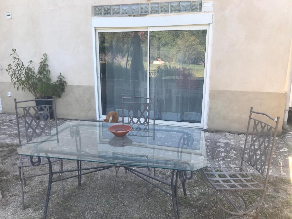 Apartment Au Son Des Cigales *